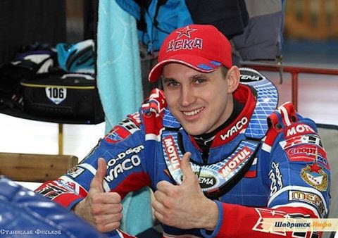 Дмиртий Колтаков выиграл второй день в Шадринске