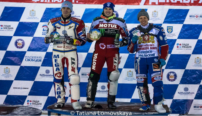 На фото: Дмитрий Колтаков и призеры